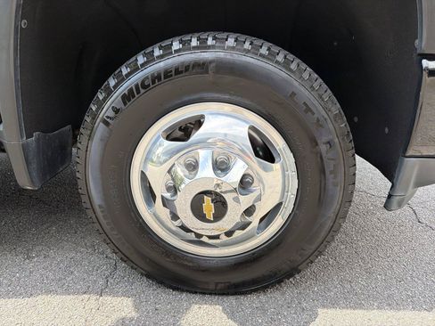 Used 2021 Chevrolet Silverado 3500 High Country AWD/4WD image 10