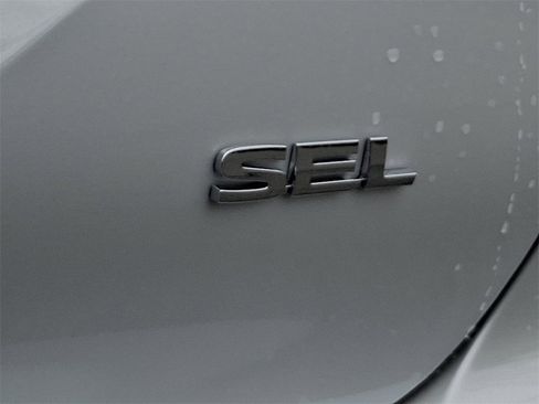 New 2026 Mitsubishi Outlander SEL image 14