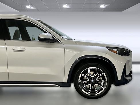 Used 2025 BMW X1 xDrive28i w/ Convenience Package image 34
