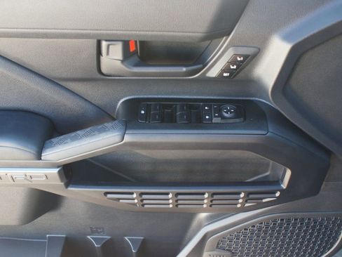 Used 2025 Toyota 4Runner TRD Off-Road Premium image 28