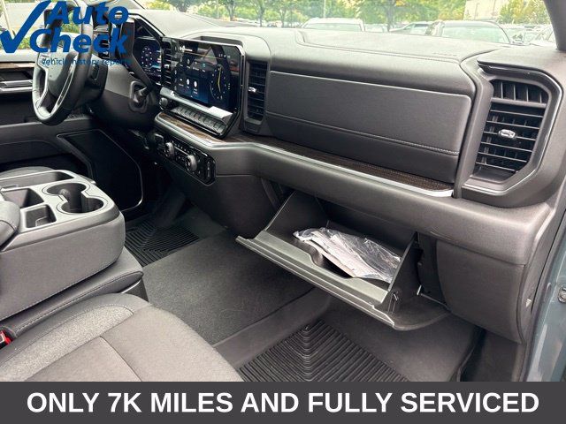 Used 2025 Chevrolet Silverado 1500 LT AWD/4WD image 26
