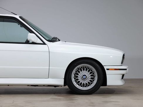 Used 1988 BMW M3 Coupe image 8