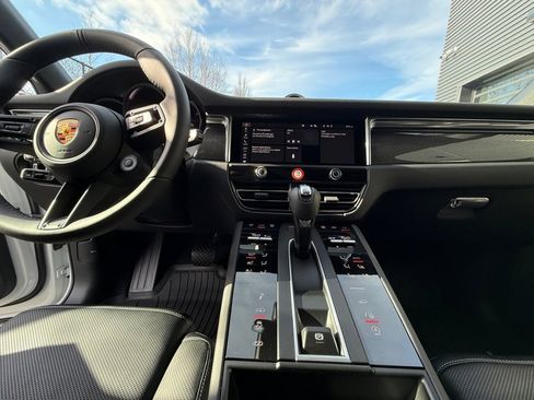New 2026 Porsche Macan Turbo image 16