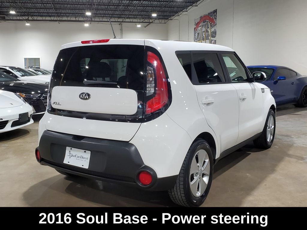Used 2016 Kia Soul FWD image 10