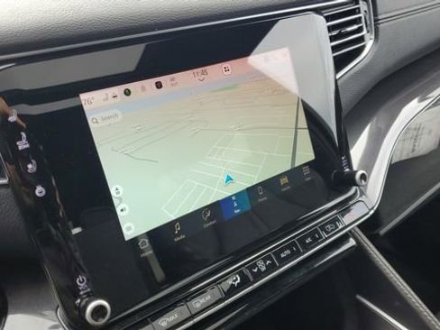 Used 2023 Jeep Wagoneer L 4WD w/ Premium Group I image 9