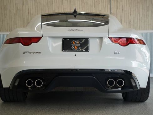 Used 2015 Jaguar F-TYPE R RWD image 9