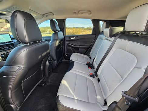 New 2026 Ford Escape SE image 20