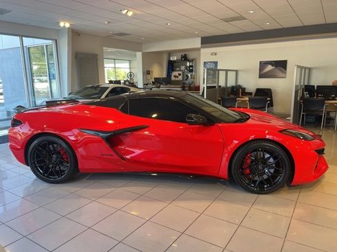 Used 2023 Chevrolet Corvette Z06 w/ Stealth Interior Trim Package image 5