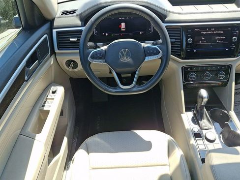 Used 2022 Volkswagen Atlas SE AWD/4WD image 12