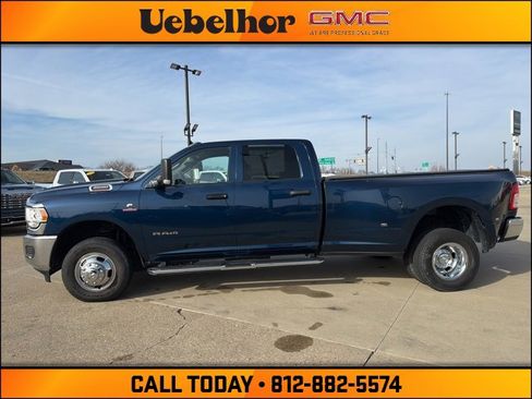 Used 2022 RAM 3500 Tradesman image 15
