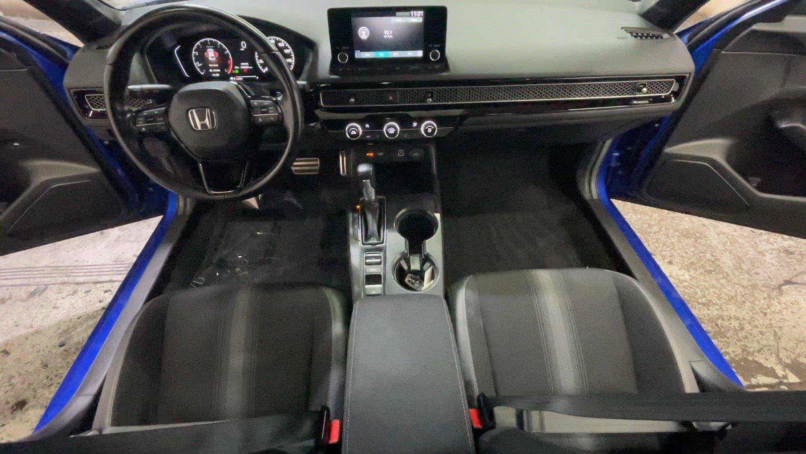 Used 2024 Honda Civic Sport image 28