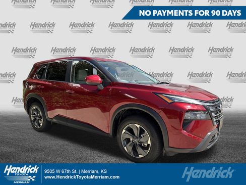 Used 2025 Nissan Rogue SV AWD/4WD image 1