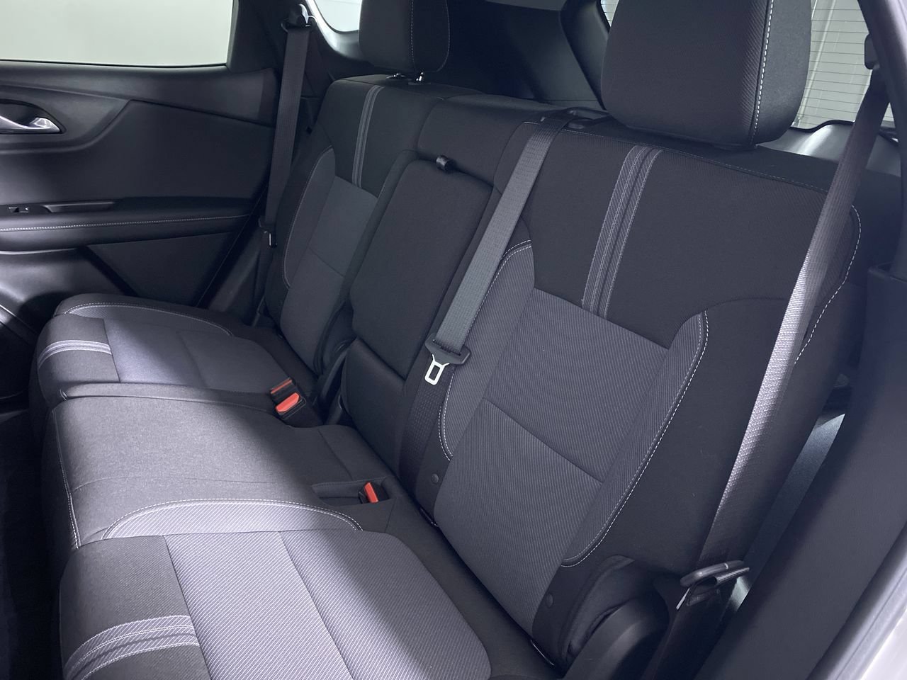 Certified 2025 Chevrolet Blazer LT w/ Convenience Package FWD image 12