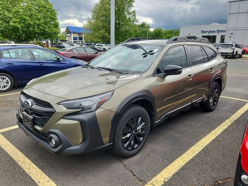 Used 2023 Subaru Outback Onyx Edition AWD/4WD image 3
