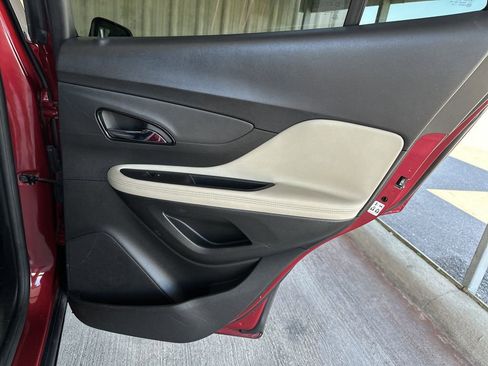 Used 2018 Buick Encore Preferred image 31