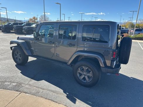 Used 2017 Jeep Wrangler Unlimited Rubicon image 28