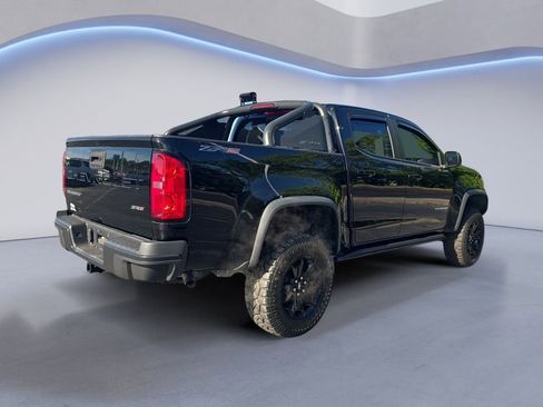 Used 2022 Chevrolet Colorado ZR2 w/ ZR2 Midnight Special Edition AWD/4WD image 5