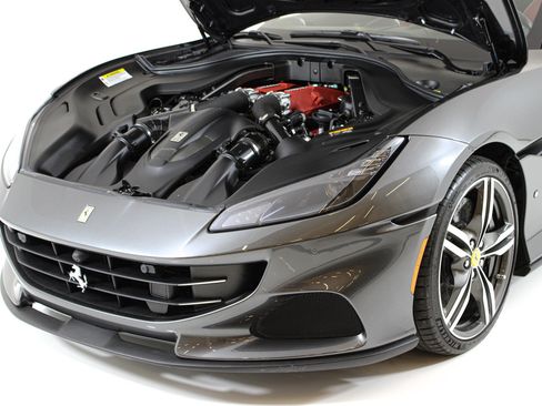 Certified 2022 Ferrari Portofino M RWD image 60