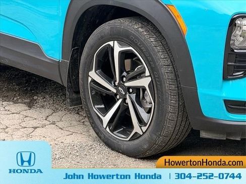 Used 2022 Chevrolet TrailBlazer RS w/ Sun and Liftgate Package AWD/4WD image 30