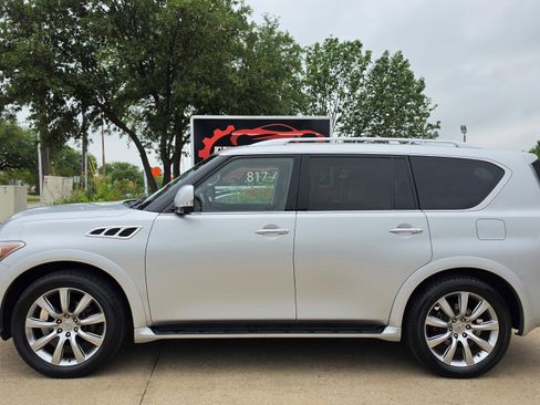 Used 2012 INFINITI QX56 2WD w/ Theater Pkg image 2