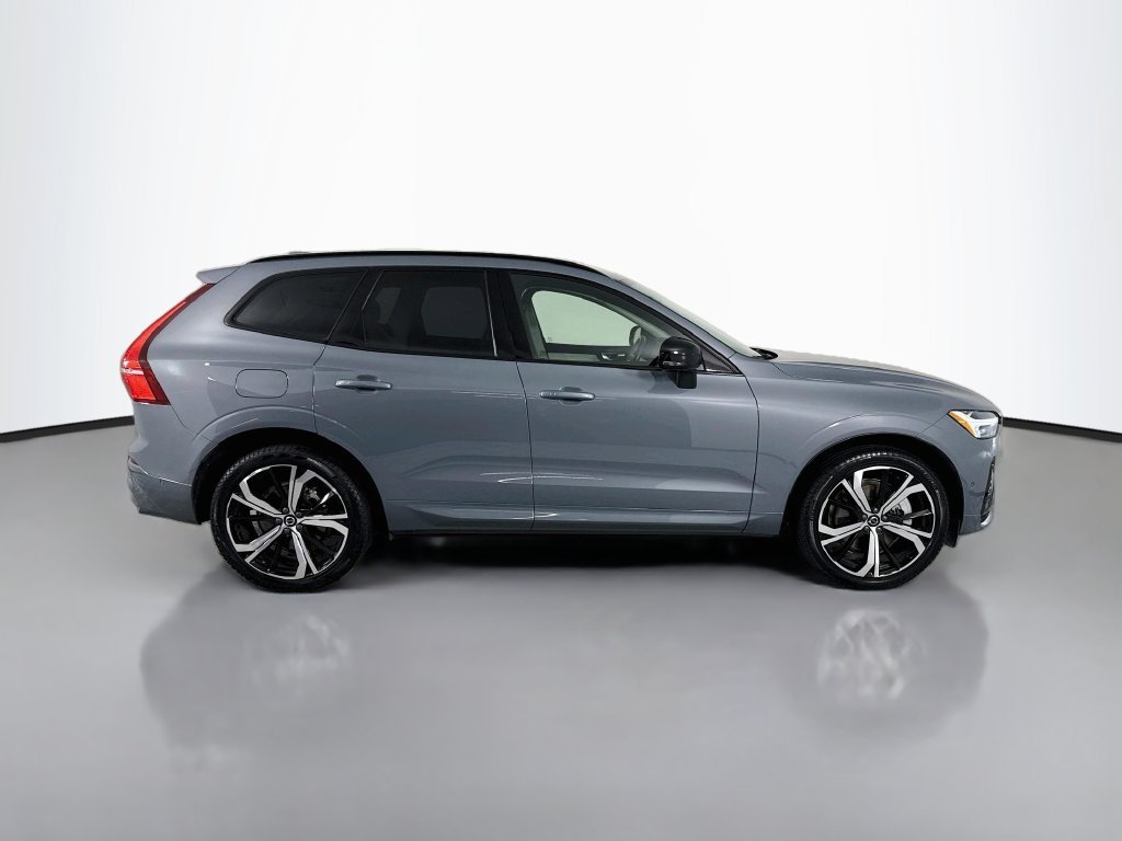 Used 2024 Volvo XC60 T8 Ultimate w/ Climate Package AWD/4WD image 8