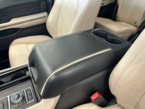 Used 2024 Ford Expedition Max Platinum AWD/4WD image 33