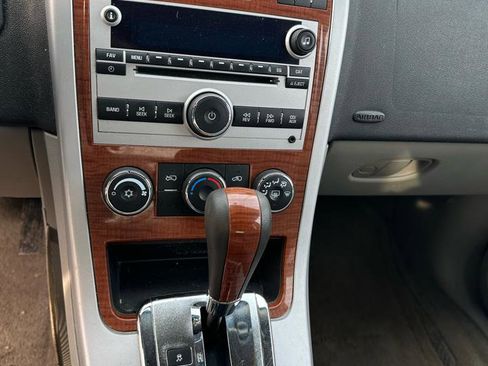 Used 2009 Chevrolet Equinox LT image 8