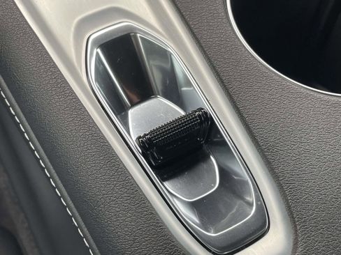 Used 2026 Chevrolet Corvette Stingray Convertible w/ 1LT image 24