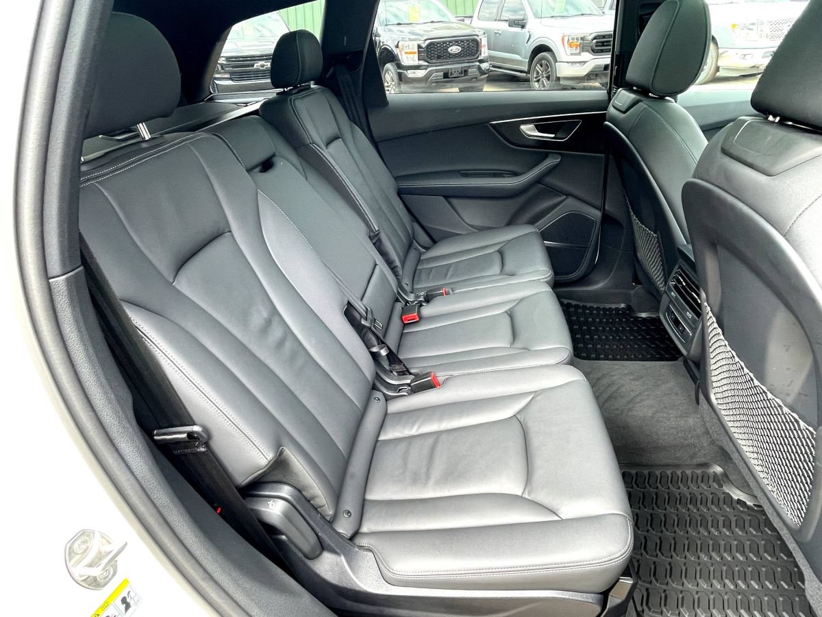 Used 2025 Audi Q7 2.0T Premium Plus AWD/4WD image 13