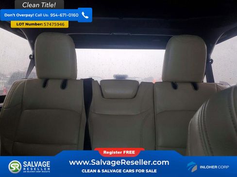 Used 2019 Jeep Wrangler Unlimited Sahara AWD/4WD image 13