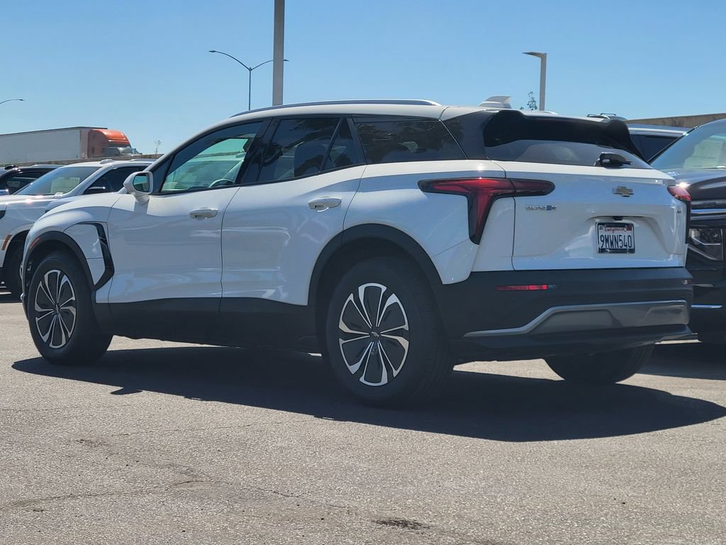 Used 2024 Chevrolet Blazer EV LT AWD/4WD image 2