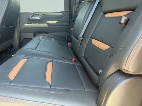 Used 2024 GMC Sierra 2500 AT4 w/ AT4 Premium Plus Package AWD/4WD image 20