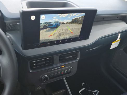 New 2025 Ford Maverick XL image 19