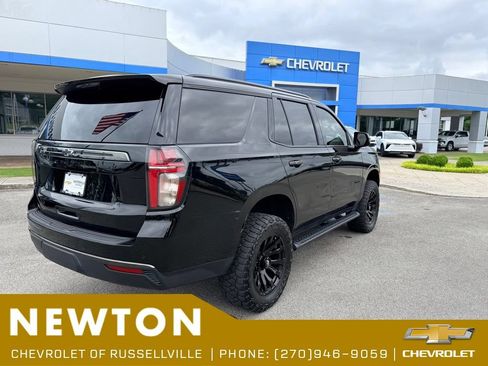 Used 2021 Chevrolet Tahoe Z71 w/ Luxury Package AWD/4WD image 26