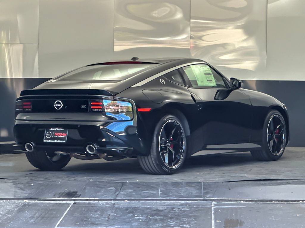 New 2027 Nissan Z Performance RWD image 3