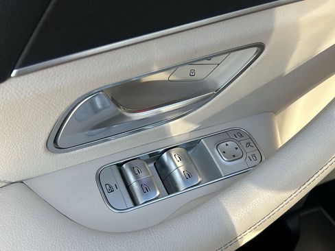 Used 2021 Mercedes-Benz GLE 350 image 18