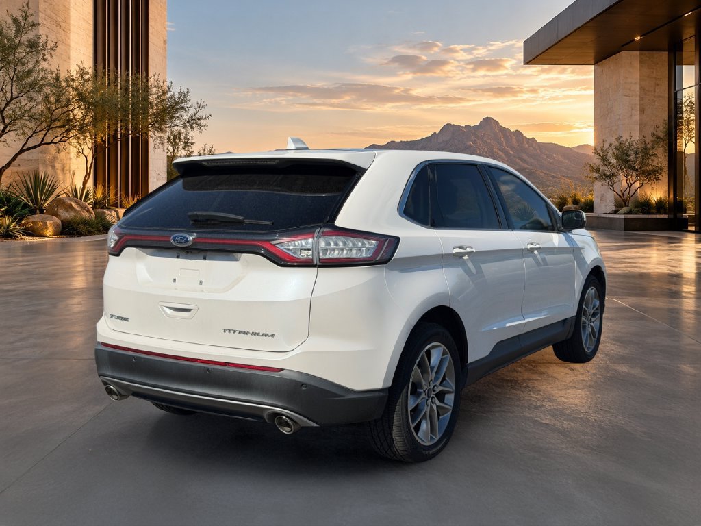 Used 2018 Ford Edge Titanium w/ Equipment Group 301A FWD image 4