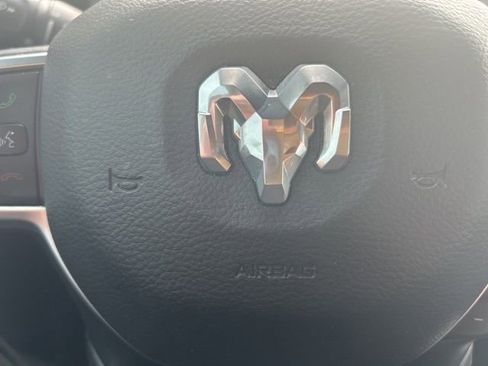 Used 2019 RAM 1500 Big Horn image 22