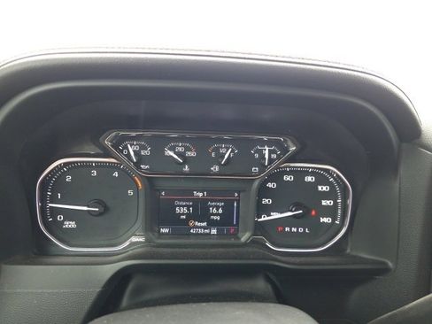 Used 2023 GMC Sierra 2500 SLT w/ SLT Premium Package image 17