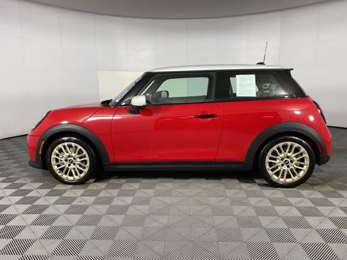 Used 2025 MINI Cooper S image 4