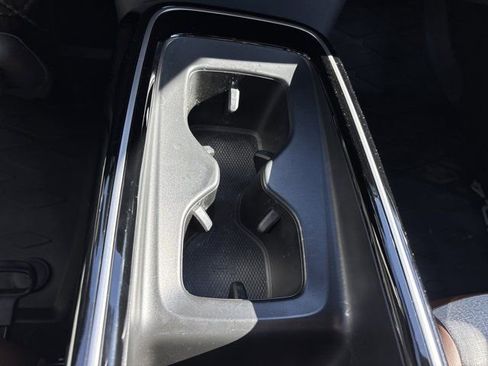 Used 2023 Volkswagen ID.4 Pro image 35