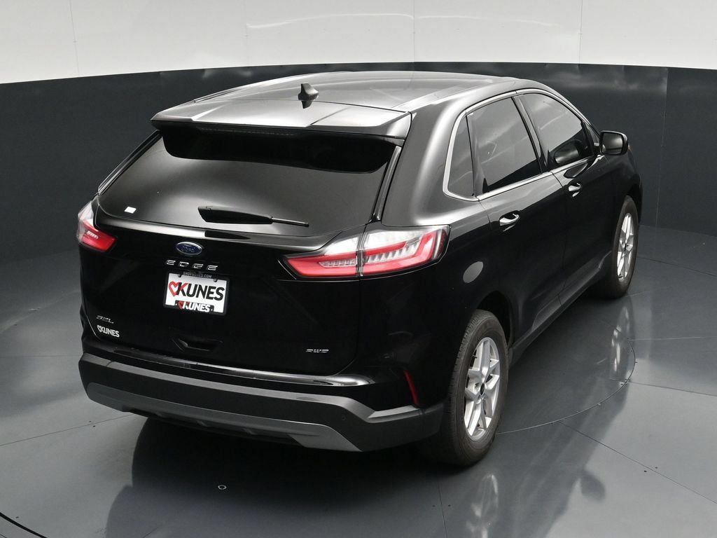 Used 2024 Ford Edge SEL AWD/4WD image 34