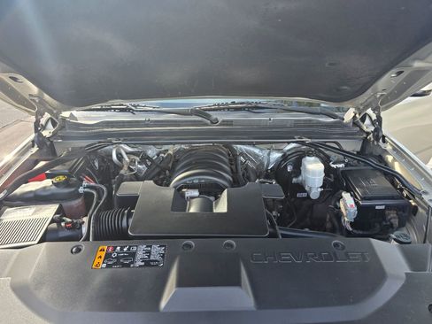 Used 2017 Chevrolet Tahoe LT image 16