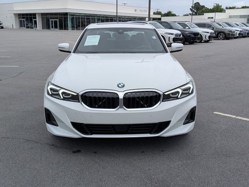 Used 2025 BMW 330i xDrive Sedan w/ Convenience Package AWD/4WD image 8