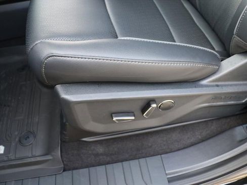 New 2025 Ford F150 Lariat w/ Equipment Group 502A High image 20