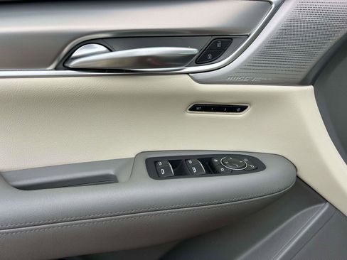 Certified 2023 Cadillac XT5 Premium Luxury image 9