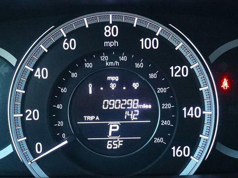 Used 2016 Honda Accord LX image 41