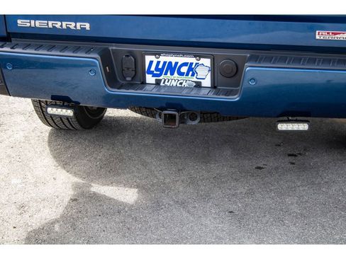 Used 2018 GMC Sierra 1500 SLT image 11