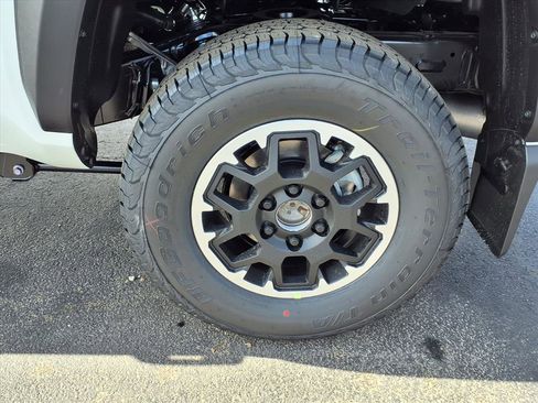 New 2026 Toyota Tacoma TRD Off-Road image 21