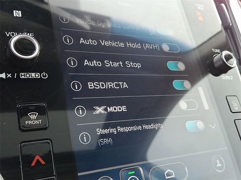 Used 2020 Subaru Outback Touring w/ Popular Package #2 image 24